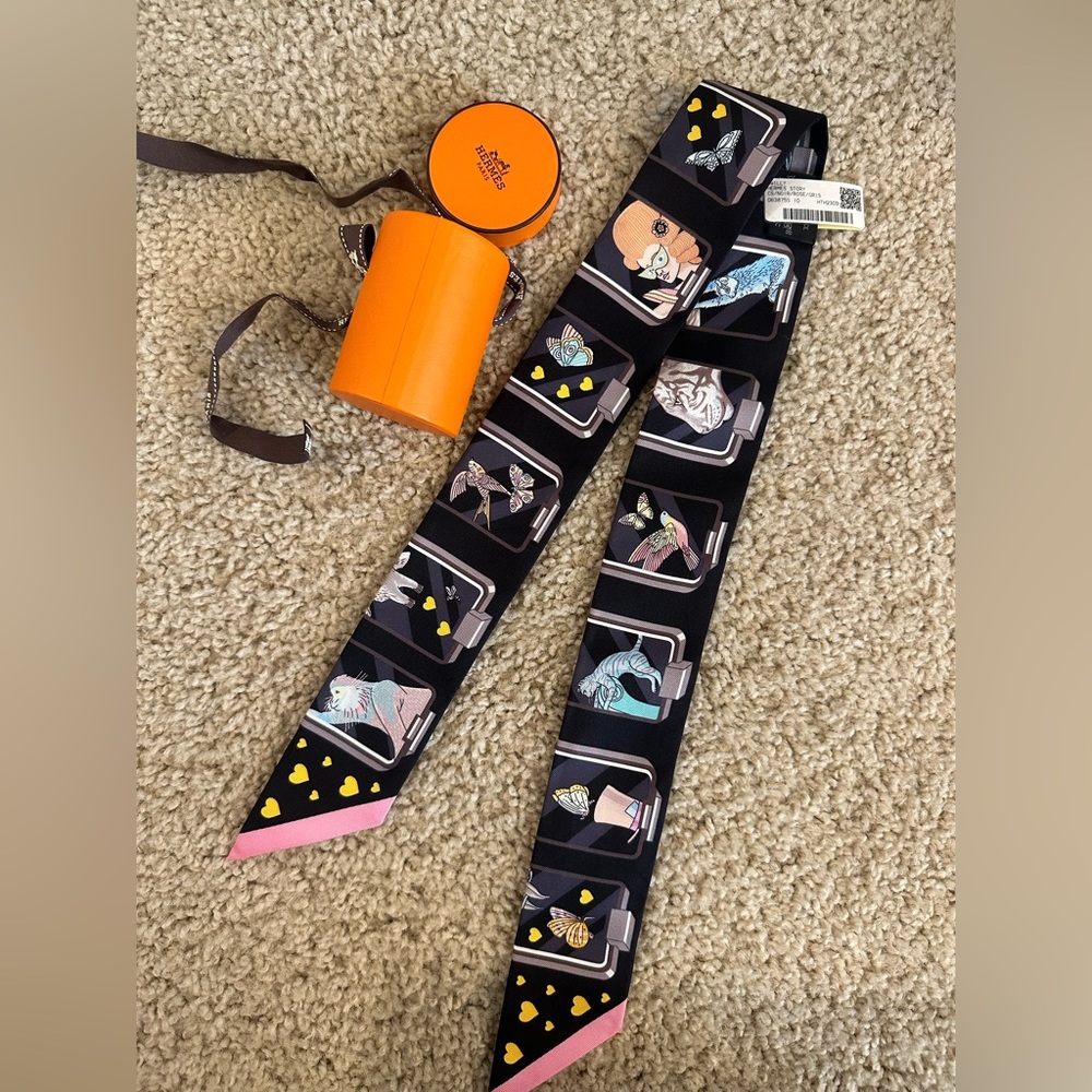 NWT hermes twilly Hermes story